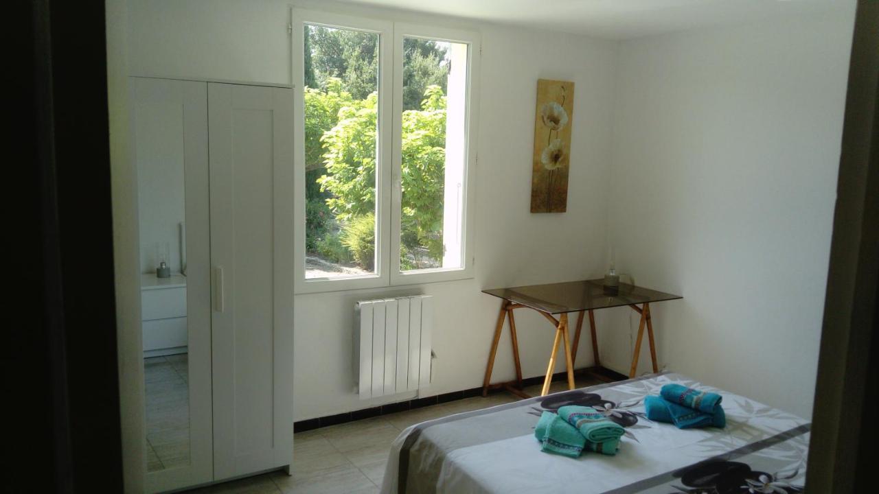Rendez-Vous Avec Les Cigales - Gite 6 Personnes 100M2 - Piscine Privee - Climatisation Cheval-Blanc Exterior foto